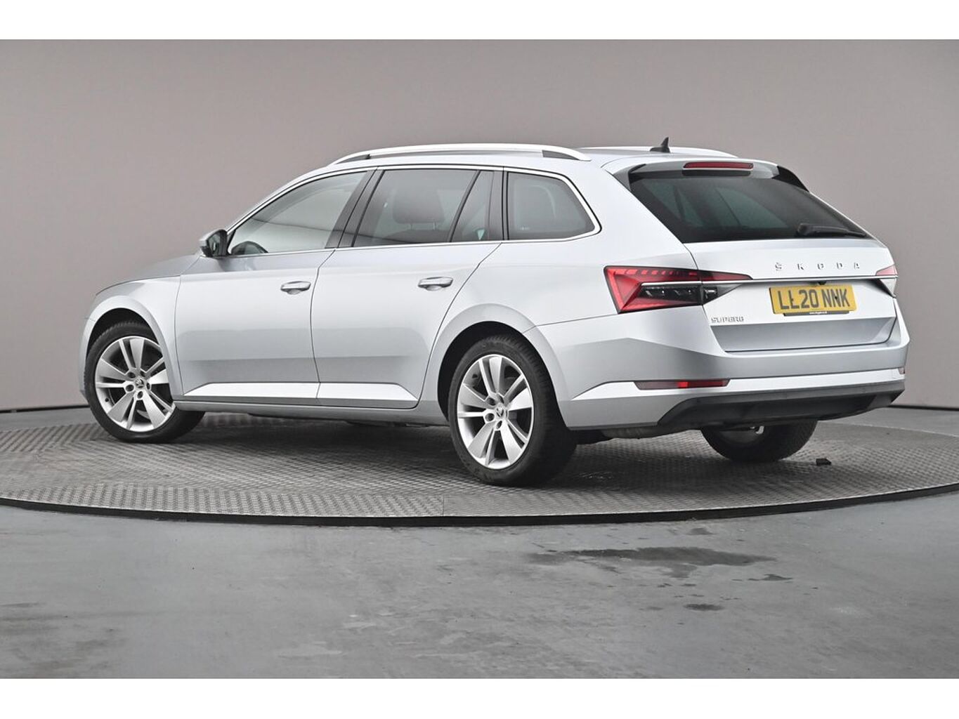 SKODA Superb Estate SE L 1.5 TSI 150 PS 6G Man