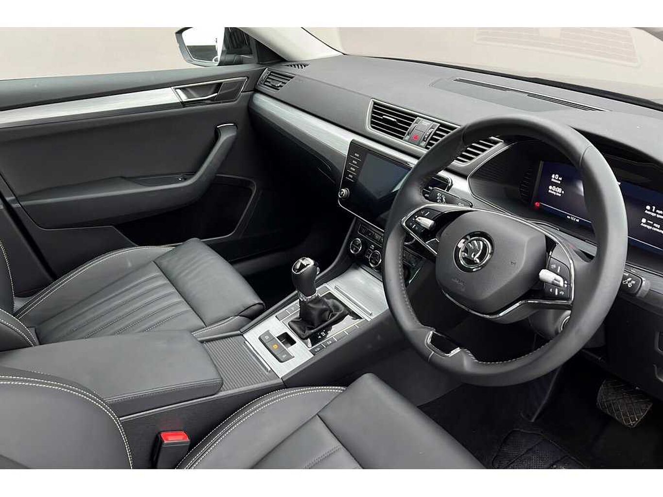 SKODA Superb Hatch SE Technology 1.5 TSI 150 PS DSG