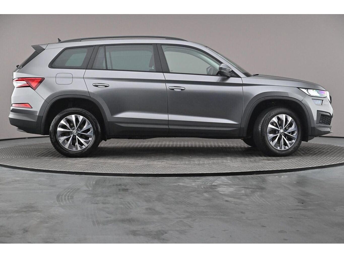 SKODA Kodiaq 2.0TDI (150ps) SE Drive (5 seats) SCR DSG