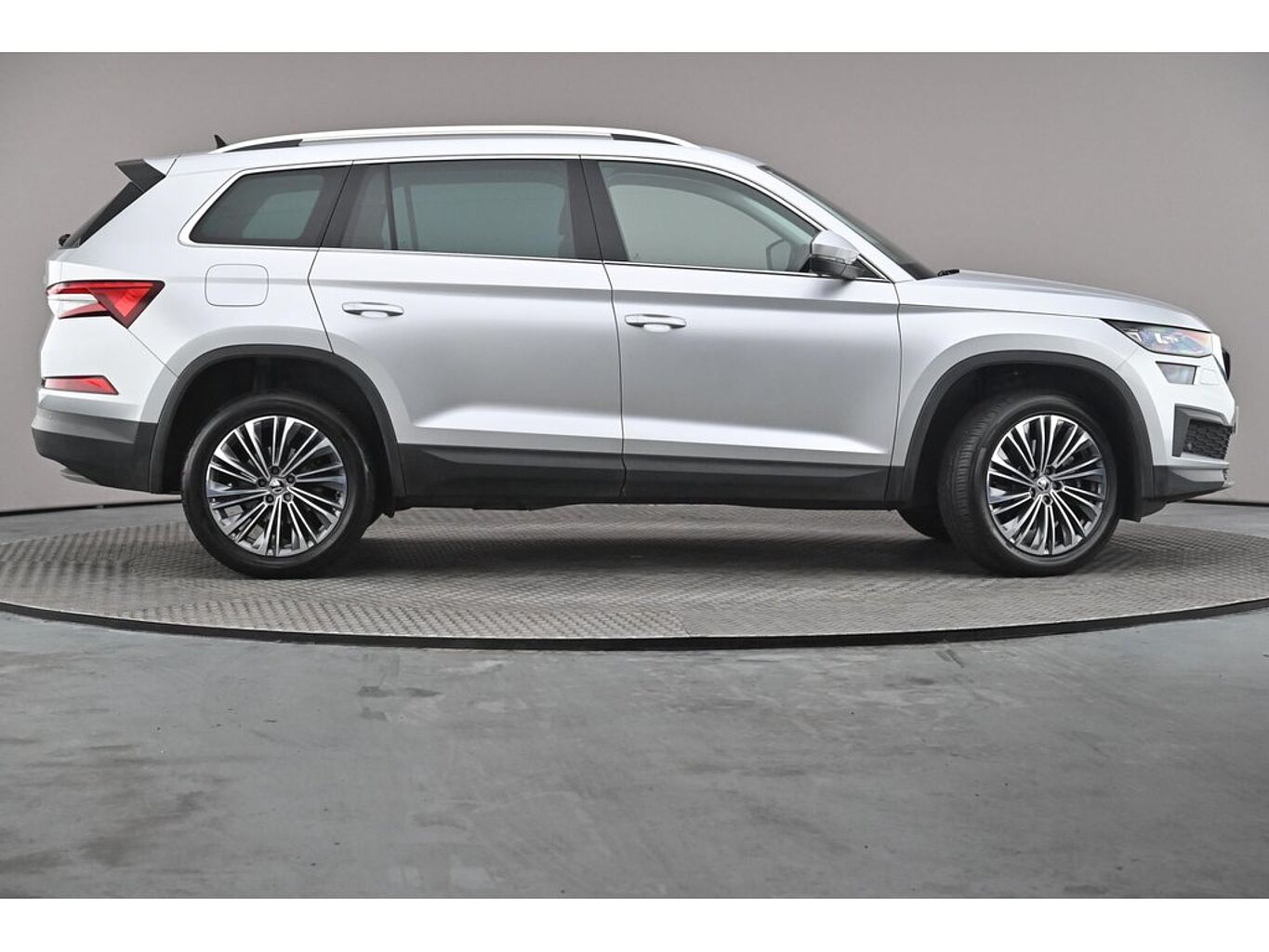 SKODA Kodiaq SE L Executive 1.5 TSI 150 PS DSG