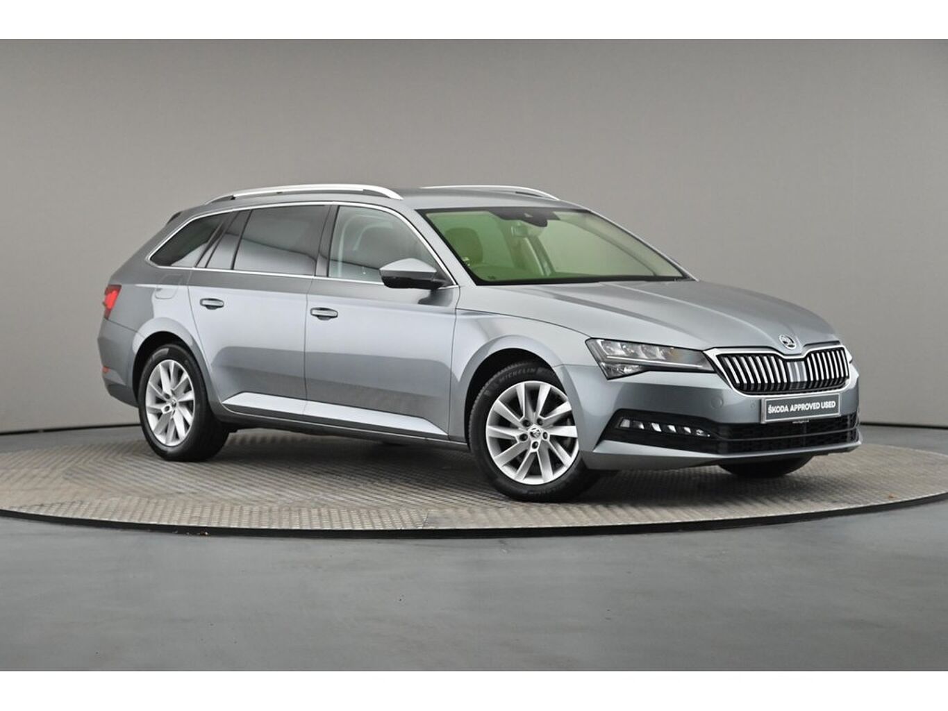 SKODA Superb Estate SE Technology 1.5 TSI 150 PS 6G Man