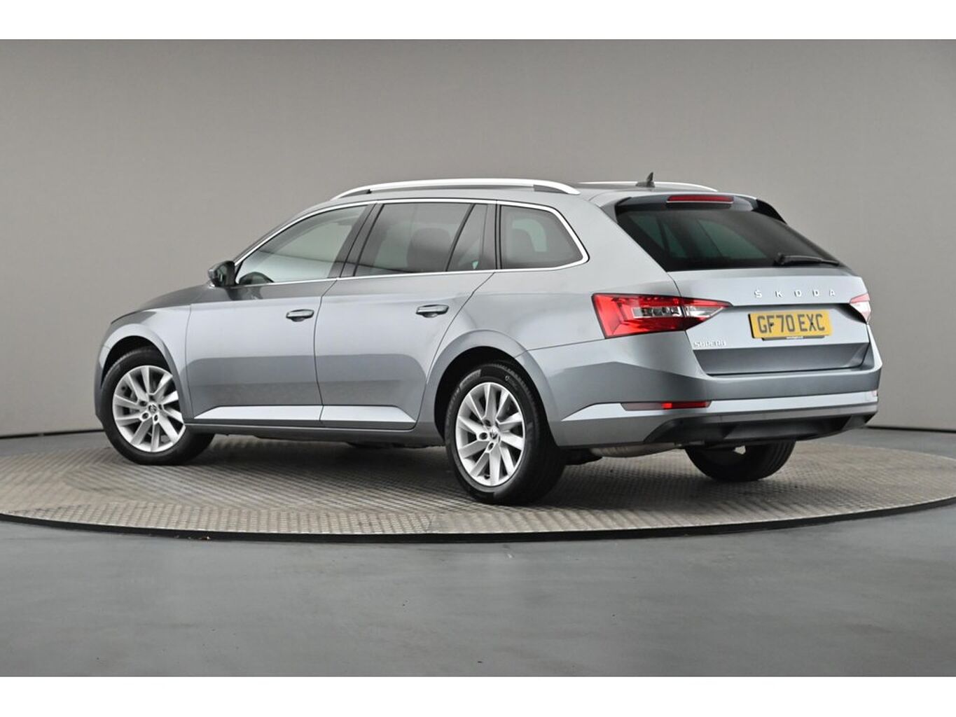 SKODA Superb Estate SE Technology 1.5 TSI 150 PS 6G Man