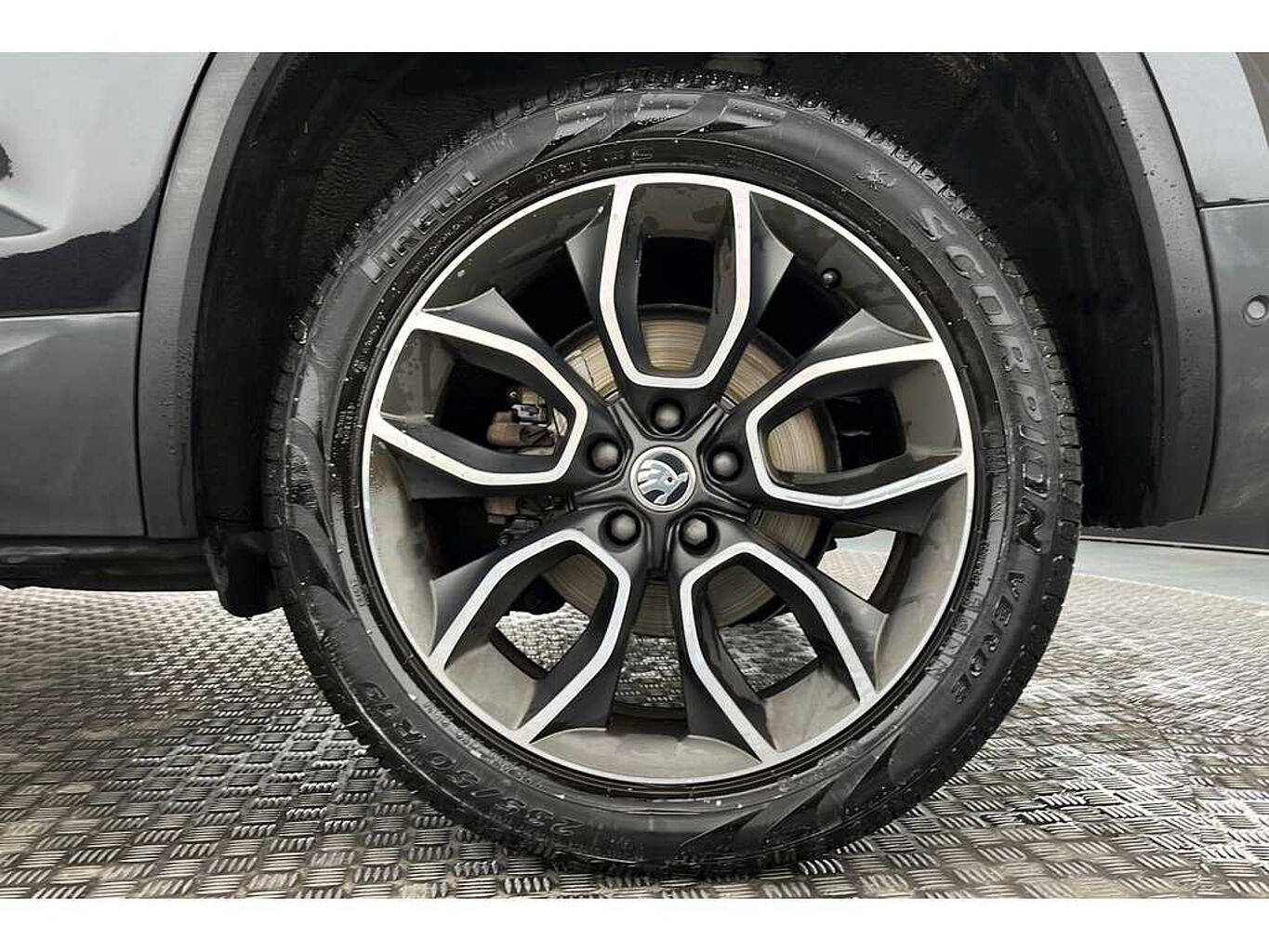 SKODA Kodiaq SE L (7 seats) 2.0 TSI 190 PS 4x4 DSG