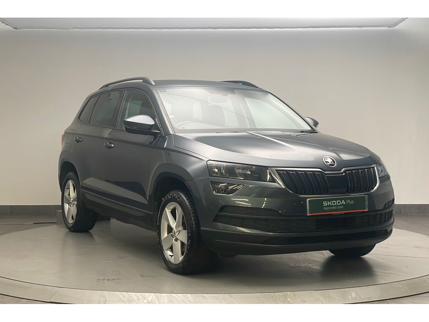 SKODA Karoq SE 1.6 TDI 115 PS DSG