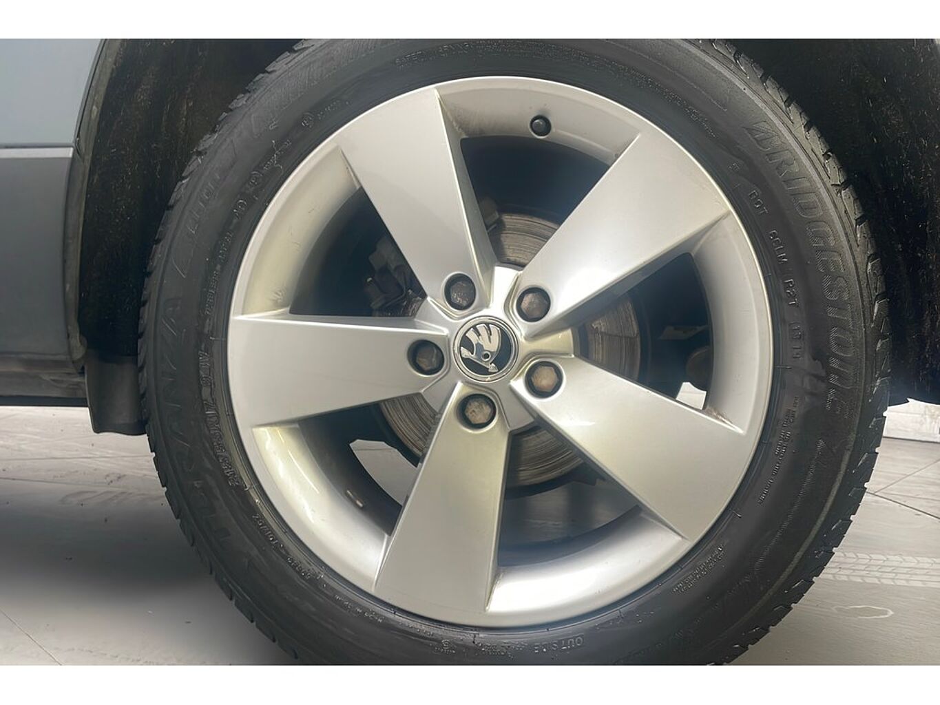 SKODA Karoq SE 1.6 TDI 115 PS DSG
